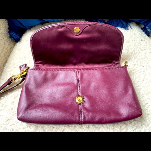 Coach Clutch Purse - Picture 3 of 3